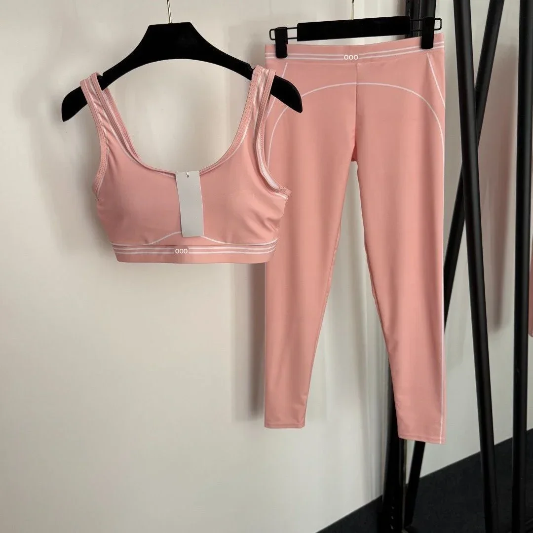 Yoga Và Fitness - Tank Top and Pants Two Piece