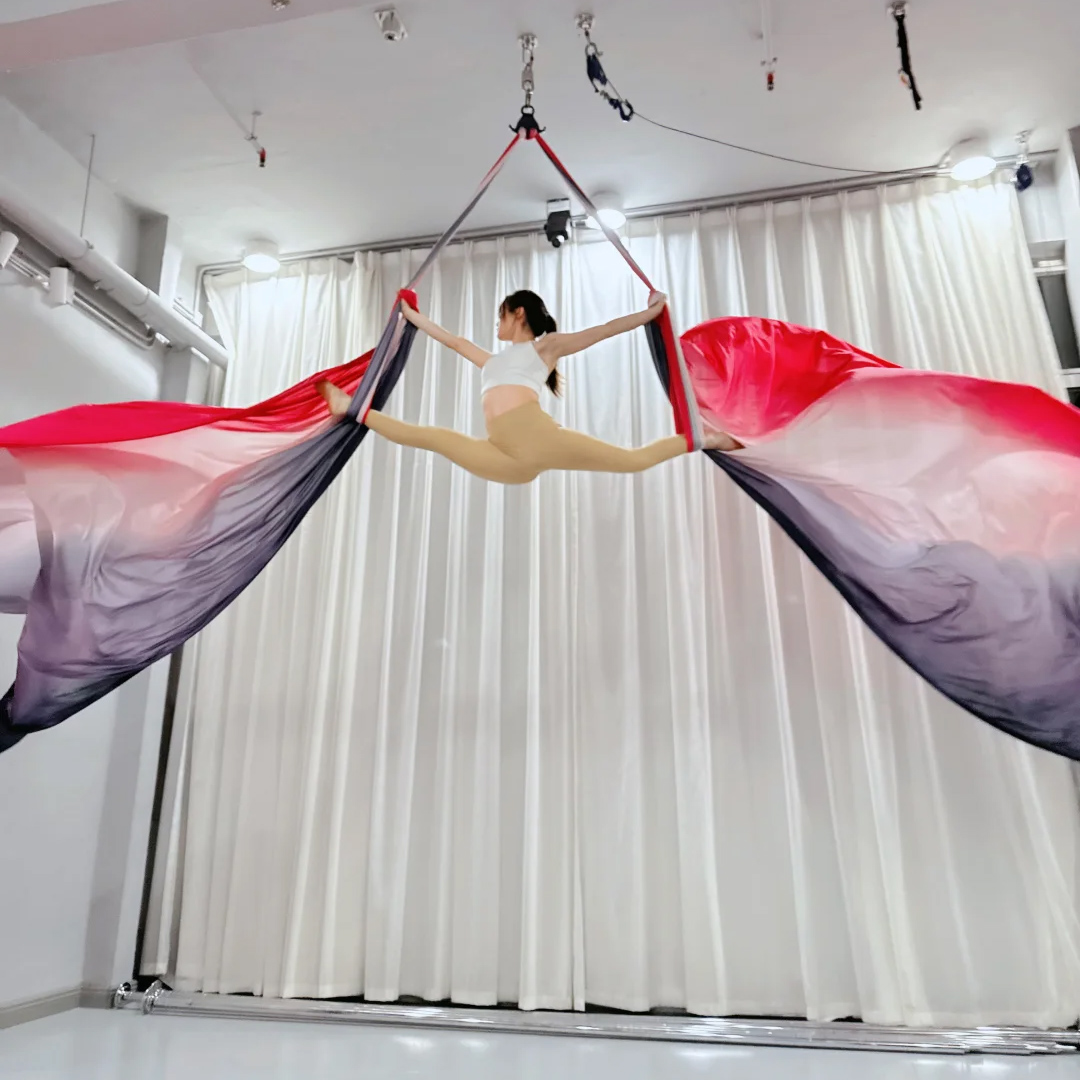 10m Aerial silks Ombre Aerial  - Yoga And Fitness Studio recension och pris