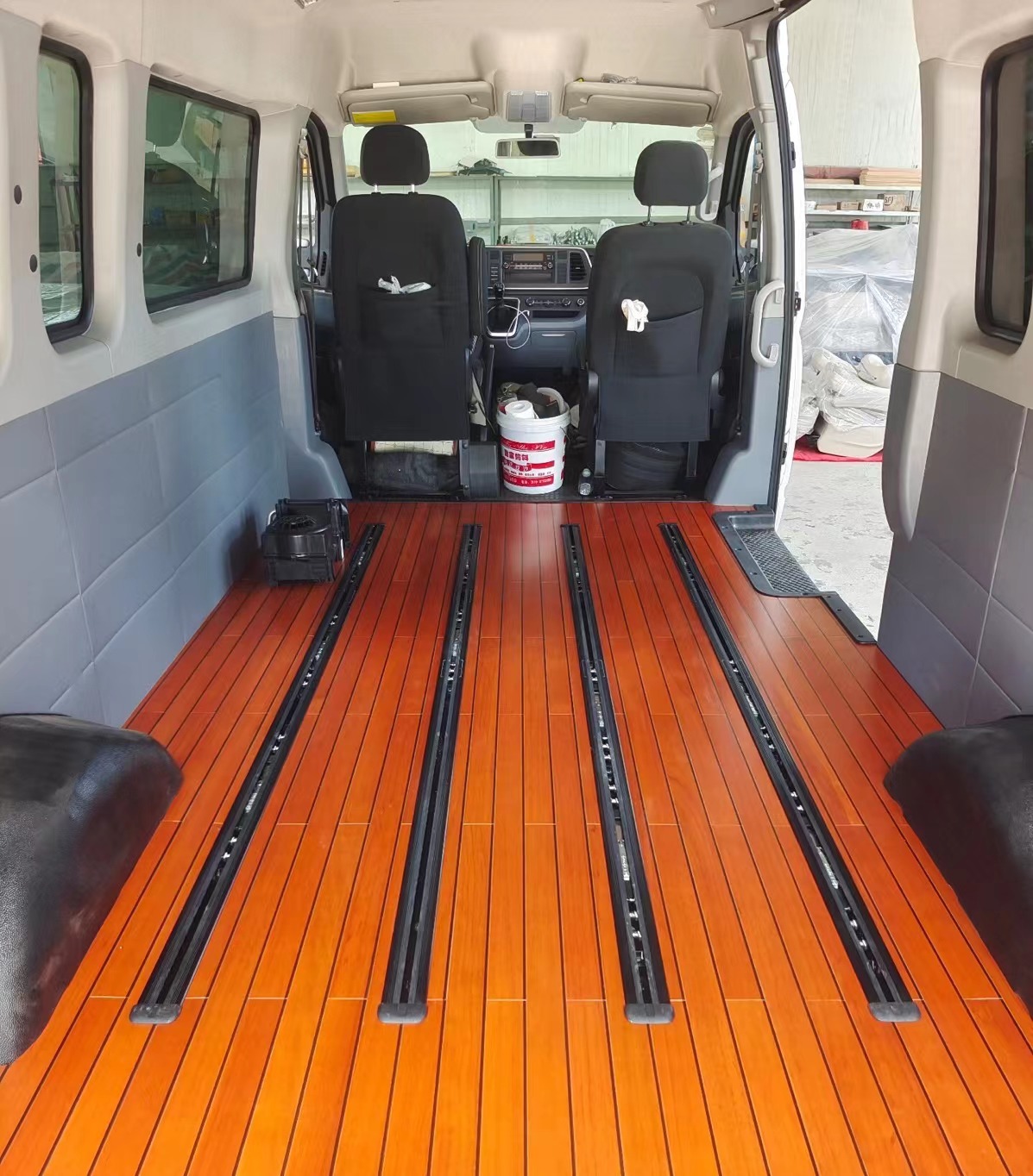 For  Mercedes-Benz V-Class/Vit - Core Slider recension och pris
